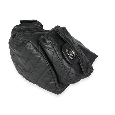 chiusura a girello chanel|Chanel black calfskin backpack For Sale at 1stDibs.